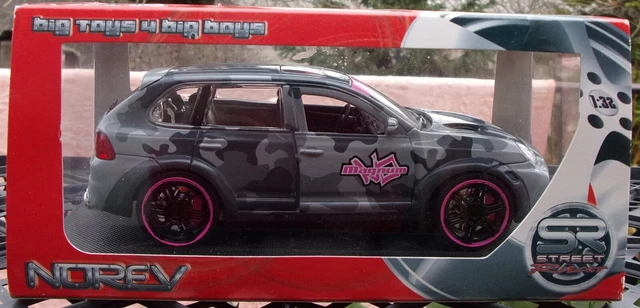 Norev - Porsche Cayenne Magnum Camo - 1/32