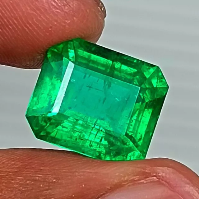 9.18 CT GIA CERTIFIED Natural Zambian Emerald Octagon Top *Fast Delivery 5*Grade