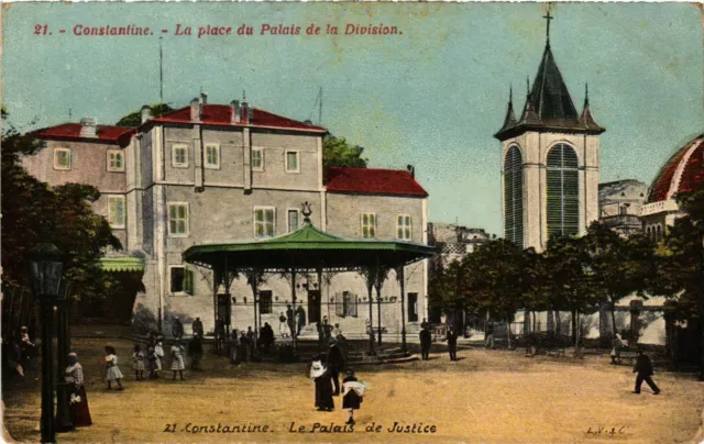 CPA AK ALGERIA CONSTANTINE - La place du Palais de la Division (794641)