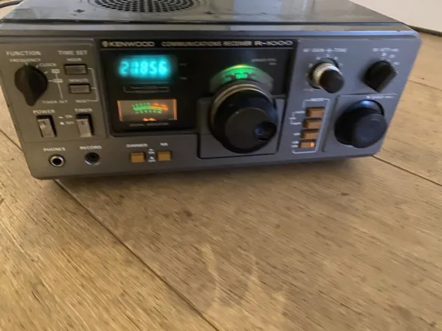Kenwood R-1000  Shortwave Receiver AM SSB CW Radio  Collector Item