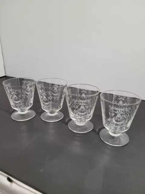 4 verres semi cristal liqueur gravé style Baccarat Saint Louis