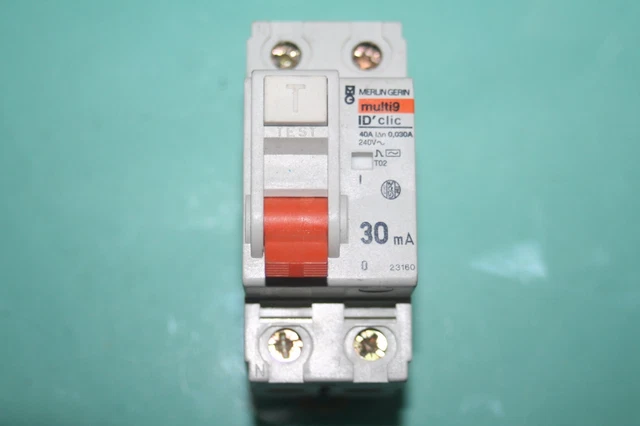 Interrupteur Différentiel Merlin Gerin 40A 30mA Type AC - Référence 23160 - Occasion Fonctionnelle - Origine France