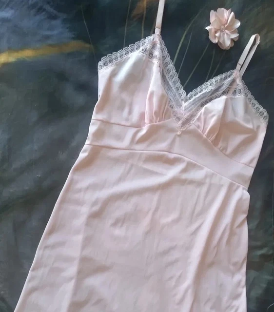 VINTAGE MISS YOUTH Form Full Slip 38 Nylon Lace Pink 40s 50s Vintage