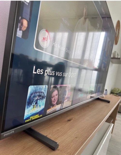 Téléviseur RCA IRB24H3 24 Pouces (60 Cm) LED HD 720p, Téléviseur Noir, Classe F, Tuner DVB-C