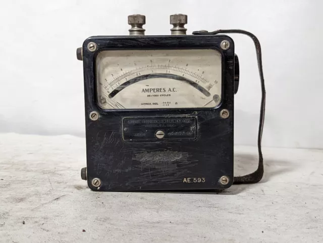 Weston Electrical Instrument 433 AC ammeter, vintage, 0-10A, analog, 25-1000Hz Weston Electrical Instrument 433 AC ammeter, vintage, 0-10A, analog, 25-1000Hz