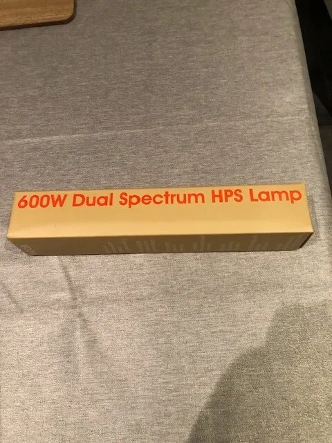 Lumii Black / MOJO           600w HPS Bulb Lamp