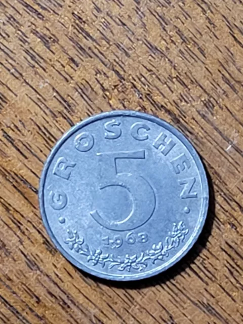 Austria 5 Groschen coin, 1968. KM# 2875, Zinc. Coat of arms.
