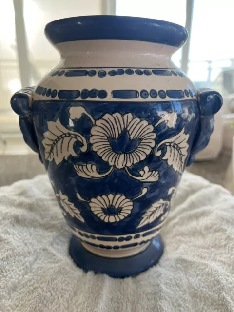 Vtg Large Blue Ivory White Vase Urn Embossed Handles Floral Pattern  Pottery ❤️