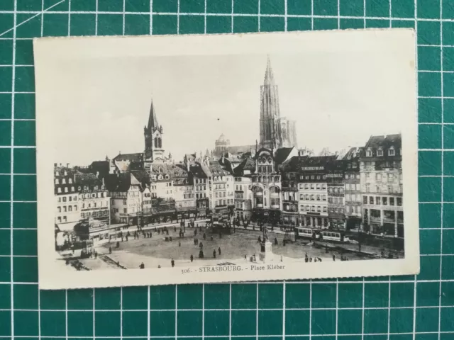 183 CPA ANCIENNE - Strasbourg - place Kléber - animée - circa 1950