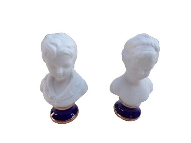 Ancienne  paire figurines biscuit-pied porcelaine-garçon & fille d'après Houdon