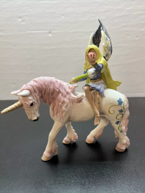 SCHLEICH BAYALA  70476 Bilara Elf , Unicorn Fantasy Figures PVC 3.75” D10