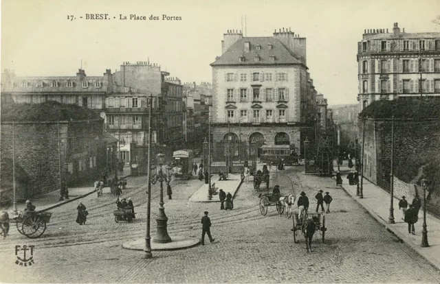 CPA - Brest - La Place des Portes