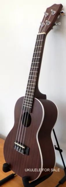 Lanikai LU 21 Ukulele Soprano  Size incl FREE  Chordsheet