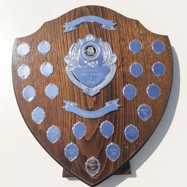 VINTAGE ANTIQUE Wooden Shield Award Trophy 1989