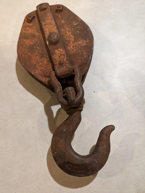 ANTIQUE CAST IRON HOOK BARN TROLLEY PULLEY HOIST INDUSTRIAL Disengage Mechanism