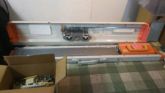 Máquina de tejer caña plateada SK-151 no probada electrodoméstico retro Showa raro