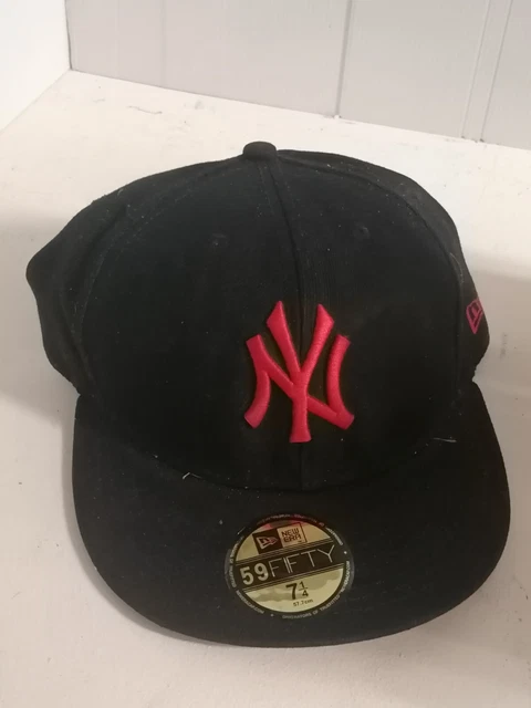 NEW YORK YANKEES New Era 59Fifty MLB Black/Red Cap Size 7 1/4, 57.7 cm EUR 69,00 - FR