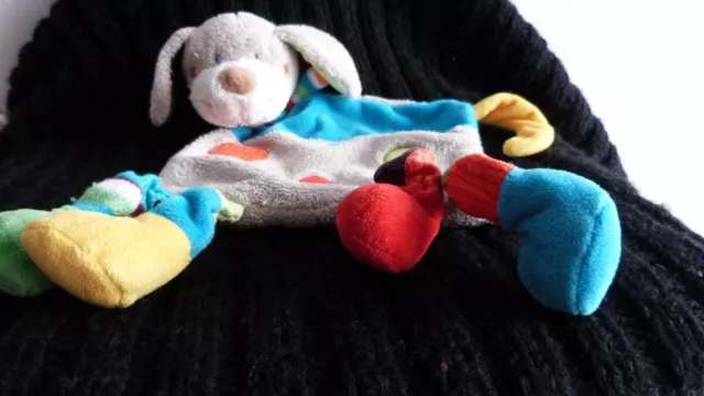 doudou mots d enfants plat chien marron bleu  vert ,jaune