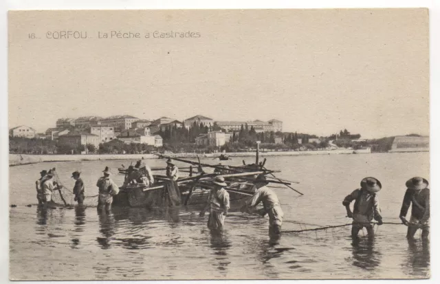 GRECE Greece Greek la CRETE CORFOU la peche à Castrades - pecheurs bateau