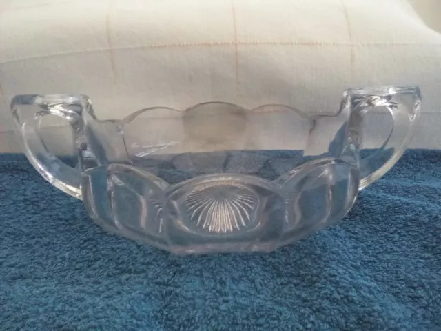 Chippendale trophy bowl with two handles, Davidson clear pressed glass, Art Deco