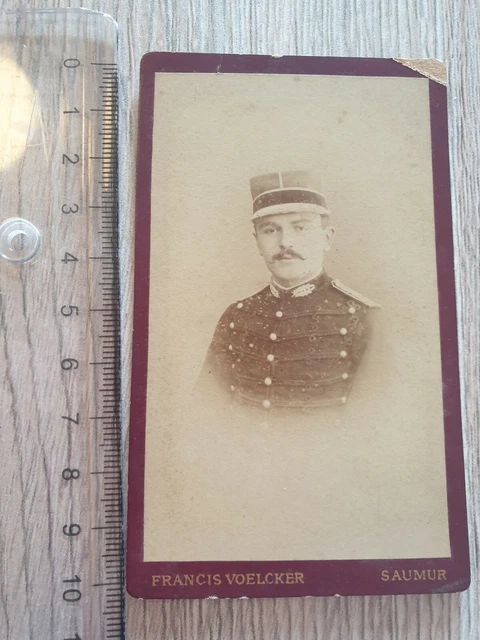 CDV Foto Soldat Militaria Uniform Offizier Krankenspiegel Samur Mütze 035
