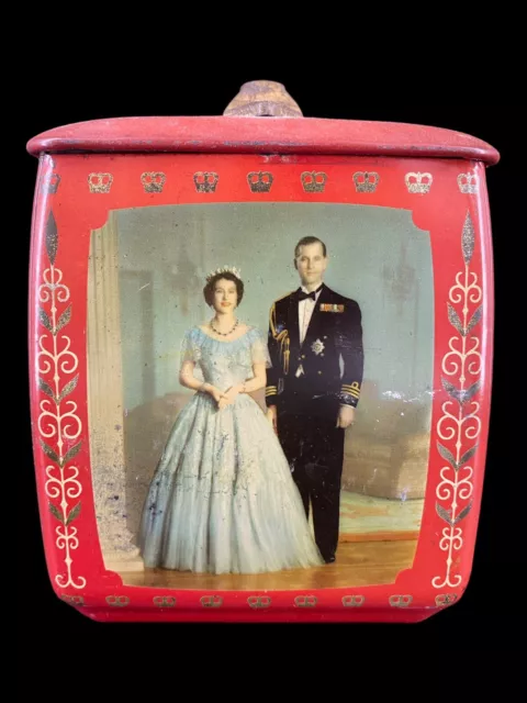 Vintage Queen Elizabeth II Coronation Toffee Tin Edwards Sharp & Sons