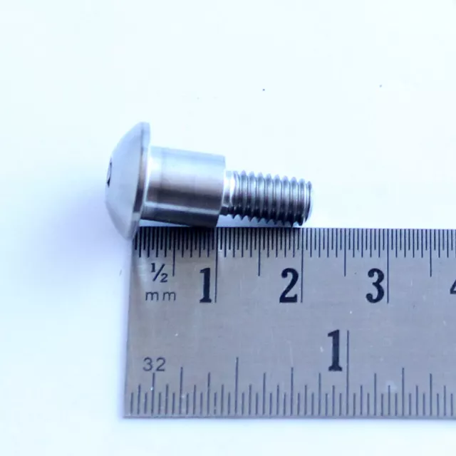 GSX-R1000 (09 on) TITANIUM stepped bolt. M6 thread. 09139-06146 GSX-R750 (07 on)