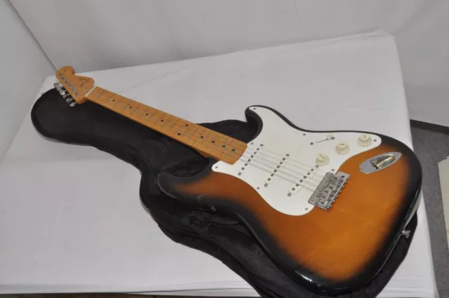 Guitarra eléctrica Fender Stratocaster hecha a mano en Japón 1997 Ref. No.5906