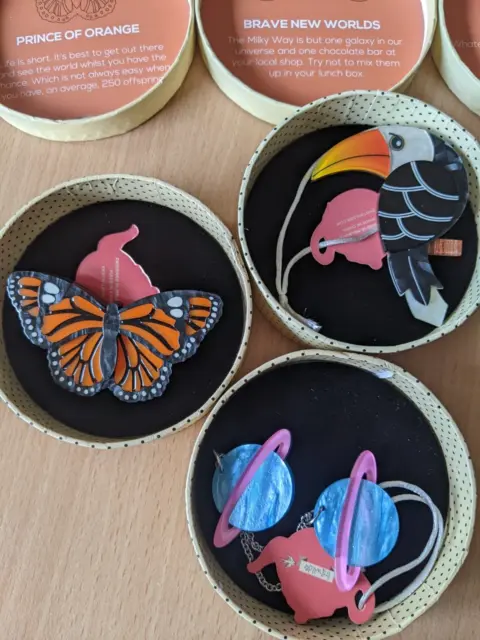 ERSTWILDER Butterfly & Toucan & Planets Brooches & Clips UNPINNED