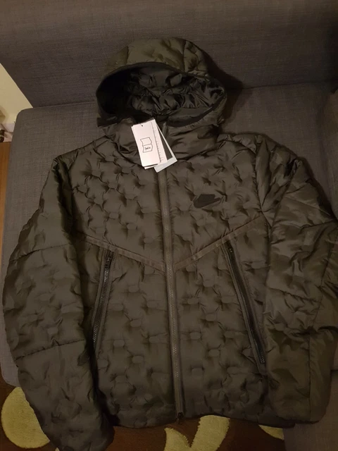 NIKE AEROLOFT SPORTSWEAR Down Fill Windrunner Mens Jacket Size M