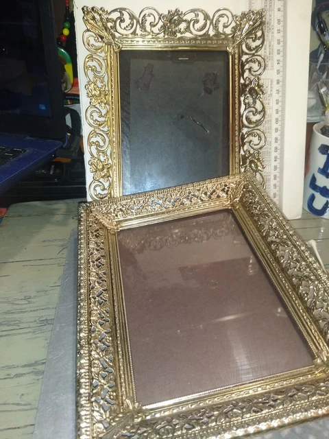 2 Vintage Gold Tone  Pictures Frames 7×5 Picture Size 9×7 Frame Size.
