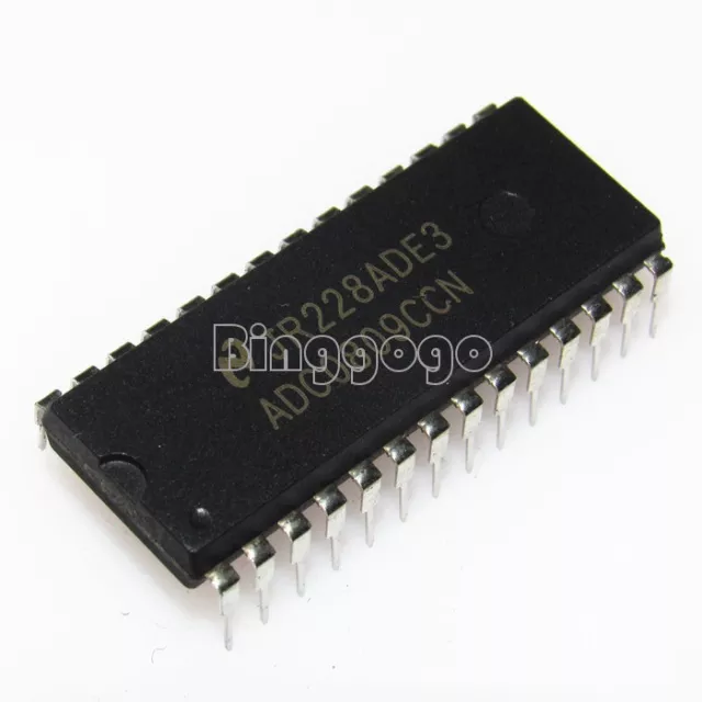 ADC0809 ADC0809CCN NSC DIP 8-Bit uP Compatible A/D Converters NEW