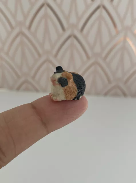 Vintage 1:12 DollHouse Miniature Guinea Pig Figure