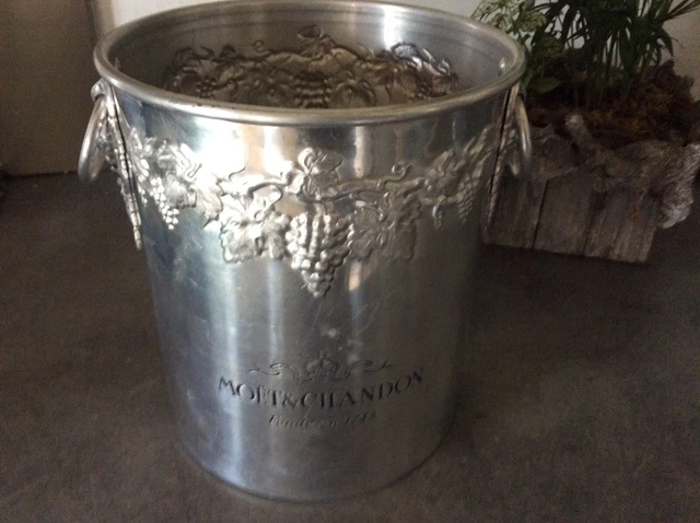 Large Moët & Chandon Champagne Bucket (3