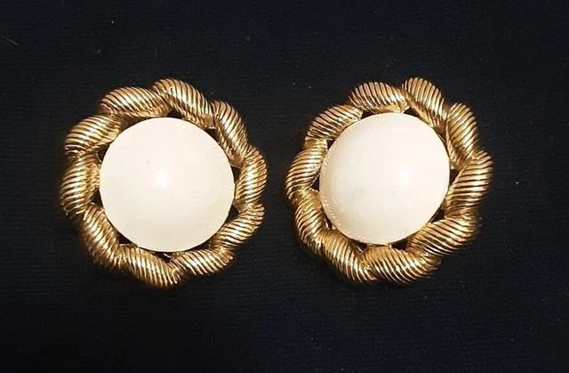 Vintage 1960'S Gold Plated Clip On Earrings