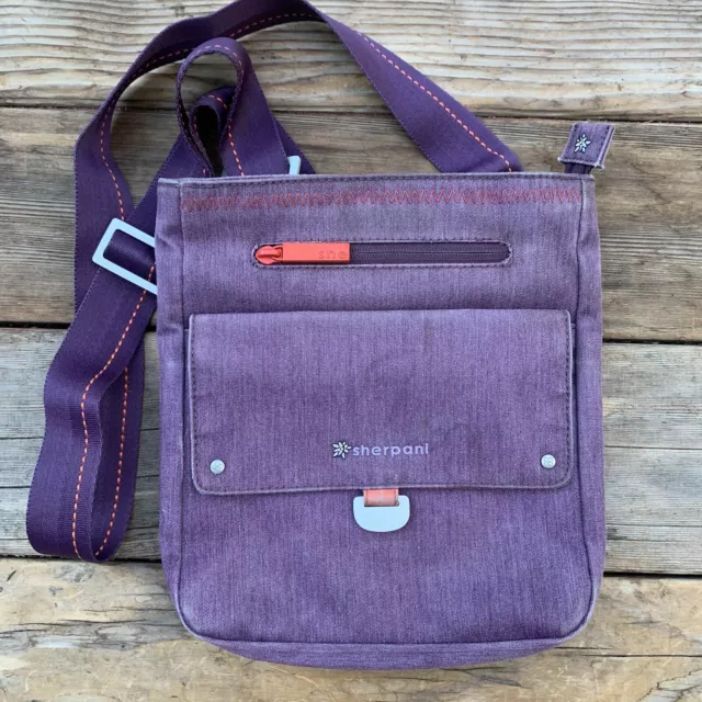 Sherpani Skeet Crossbody Bag Heather Purple Adjustable Strap Multi-Pocket