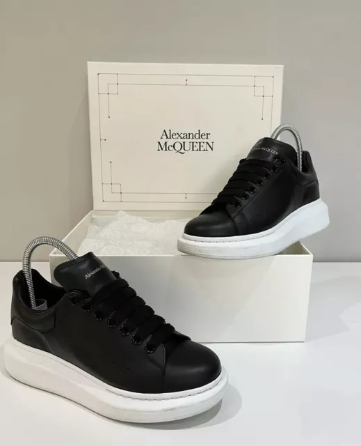 Alexander mcqueen scarpe con strappo sale