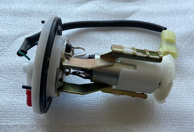 Pompa carburante originale Kymco People S 50-125-150-200 codice 00117746