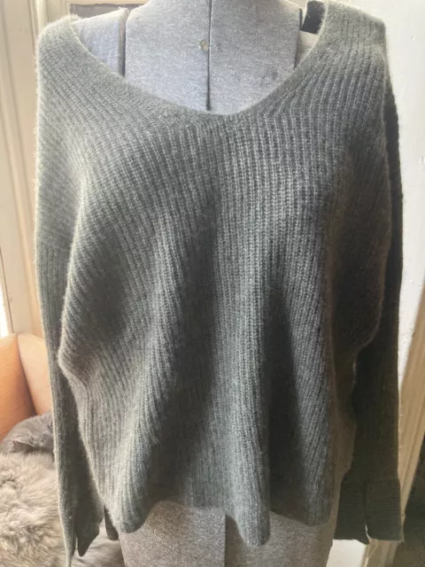 EUC Theory Womens Gray 100% Cashmere Ribbed V-Neck Pullover Sweater Roll Cuff P