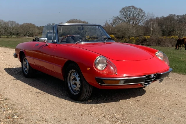Alfa Romeo Spider Self Drive Hire Wedding Prom Car Rental Wiltshire Hampshire
