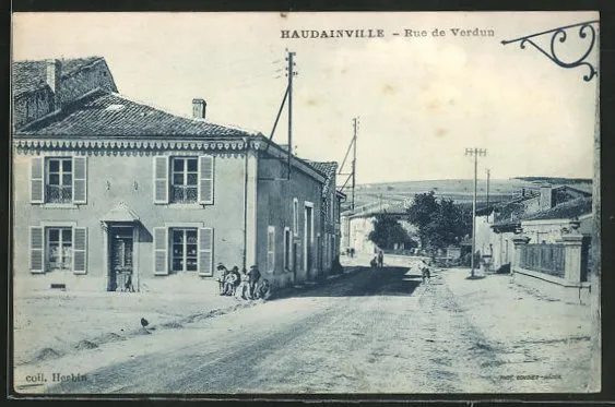CPA Haudainville, Rue de Verdun