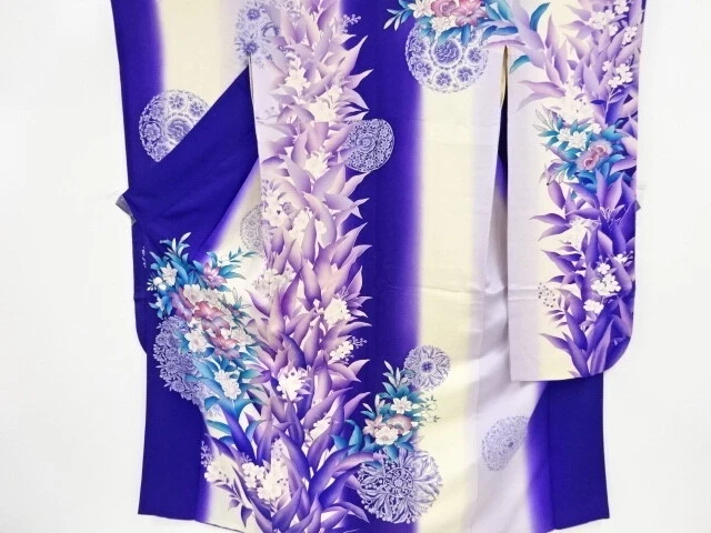 46819# Japanese Kimono / Antique Furisode / Flower & Flower Crest