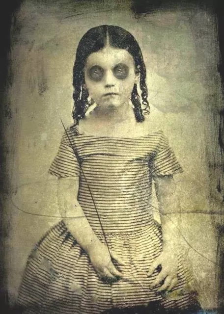 Antique Halloween Creepy Girl Photo 112 Oddleys Strange & Bizarre 4x6