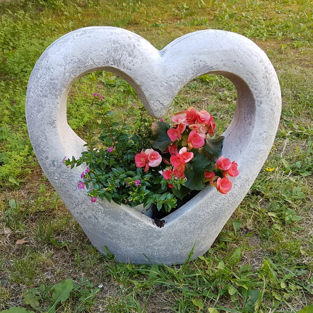 VASE HERZ GROSS Herzvase Deko Gartenfigur Steinfigur Gartendeko