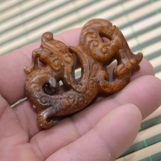 Ancient Chinese hand-carved natural jade pendant necklace antique collection