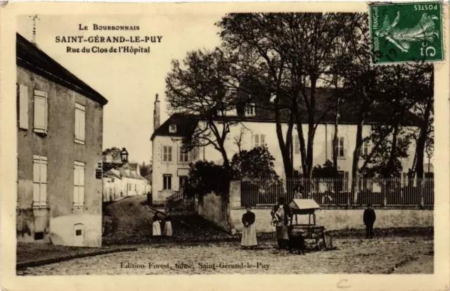 CPA AK St-GERAND-le-PUY Rue du Clos de l'Hopital (683438)