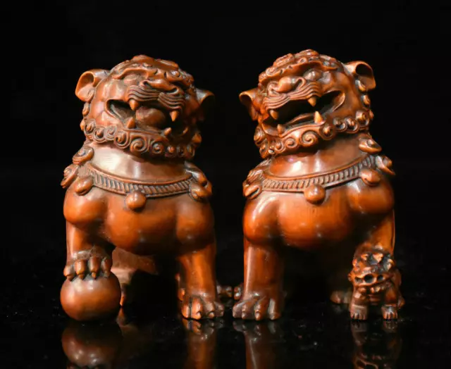 Chinese Boxwood Wood Hand-Carved Fengshui Foo Fu Dog Guardion Lion Statue Pair