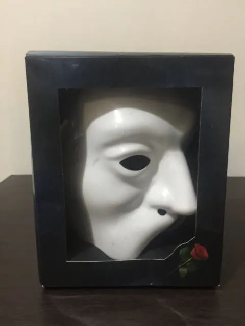 1988 phantom of the operah musical mask  in original box new