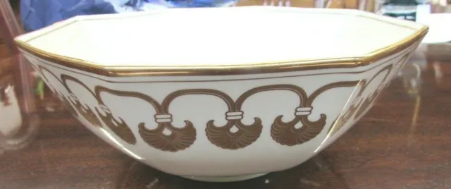 "Alexandria" by Fitz & Floyd 1977 Bowl With Winged Lion In Brown & Gold Shield