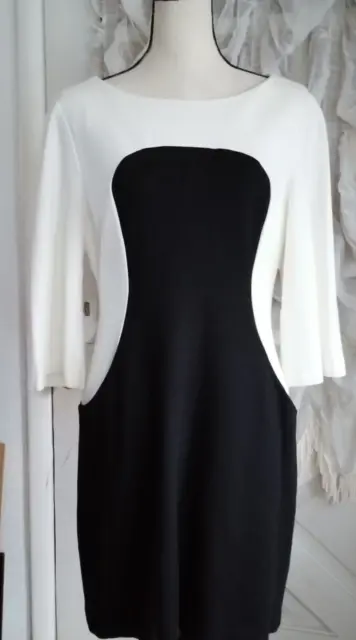 Trina Turk Black White Color Block Sheath Dress 3/4 Sleeve Lined Women Size 12